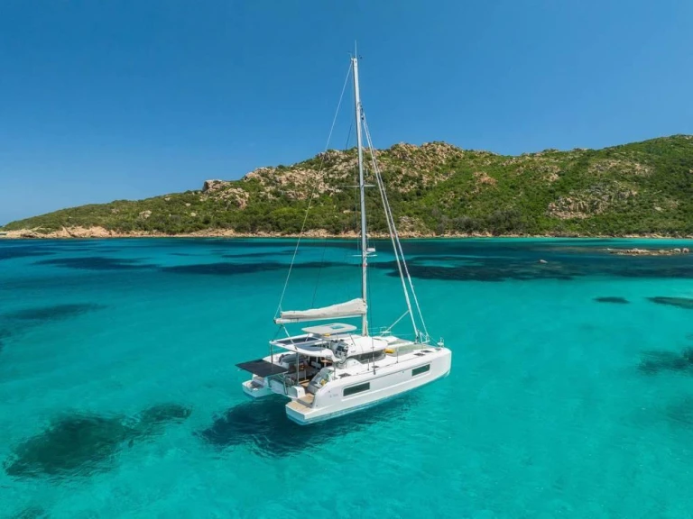 Catamaran for rent Seget Donji at the best price