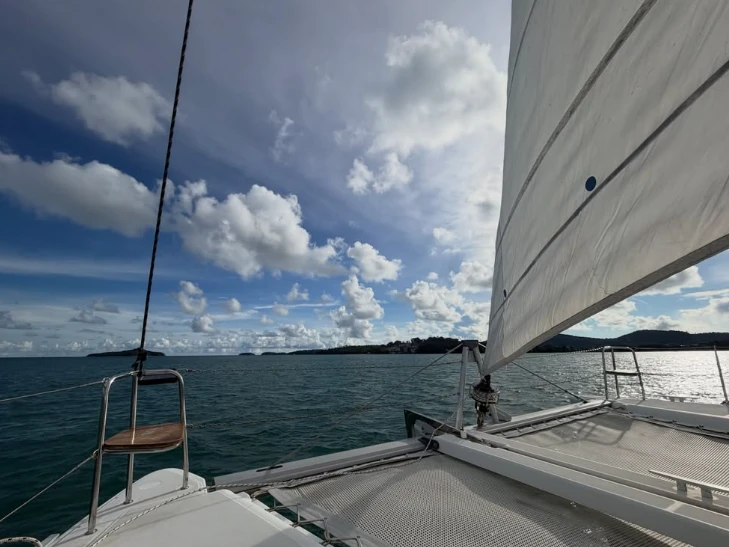 Catamaran rental in Mueang Phuket - Lagoon Lagoon 400 S2