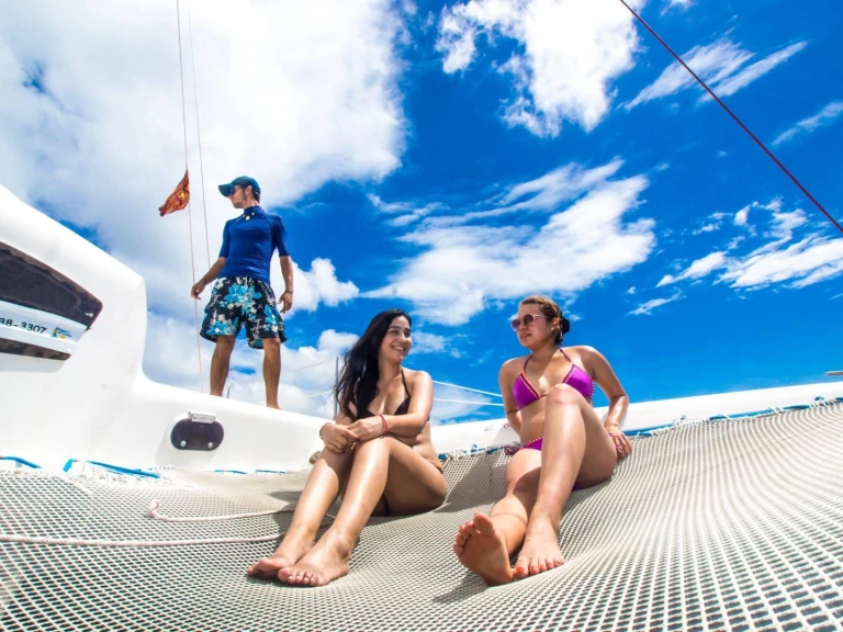 Rent a Custom Made custom Roatán (Island)