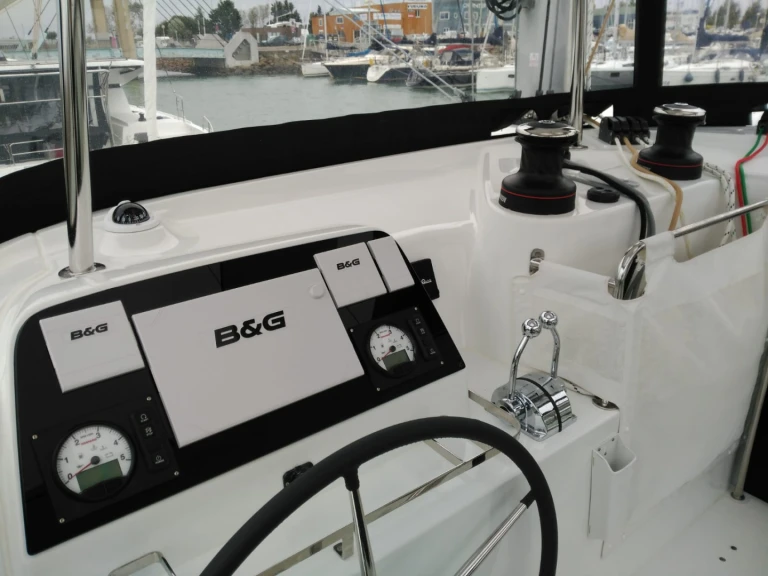 Boat rental Lagoon Lagoon 42 in Bas du Fort on Samboat