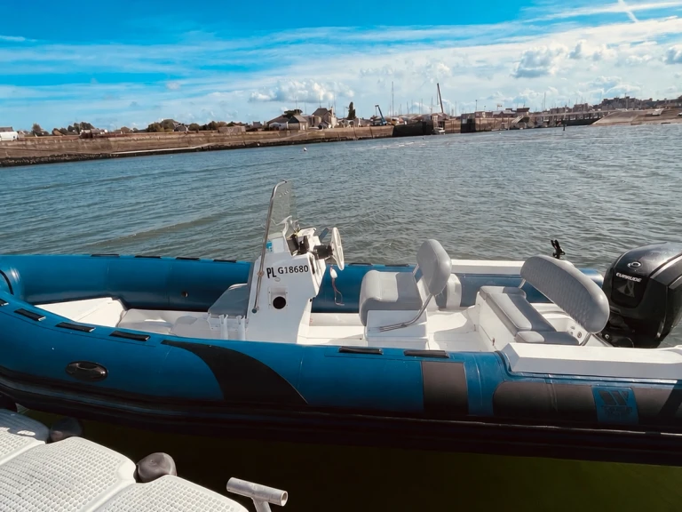RIB rental in Paimpol - Tiger Open 600