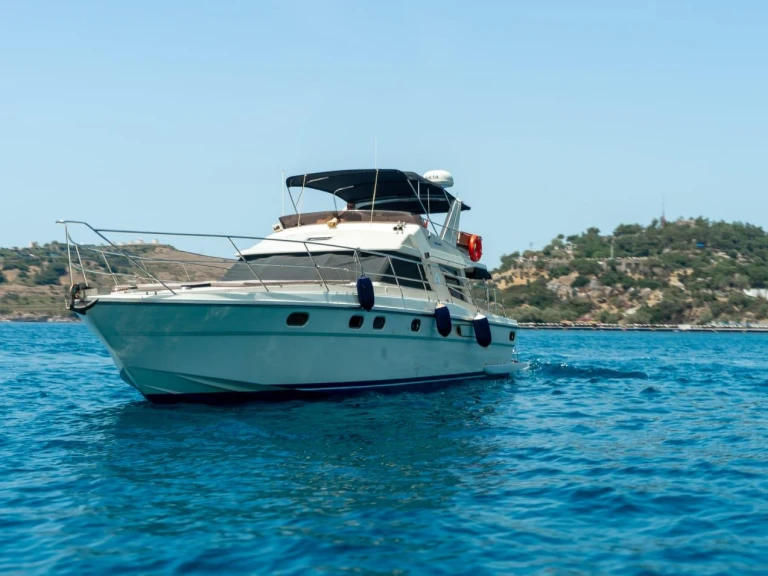Motorboat for rent Bodrum at the best price