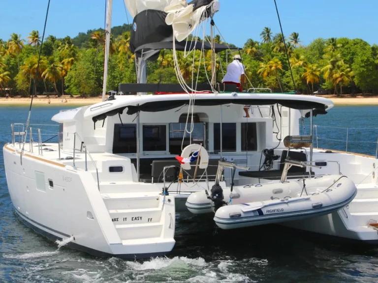 Catamaran for rent Ribishi at the best price