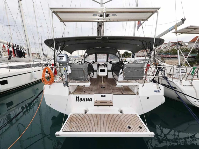 Sailboat for rent Zadar at the best price