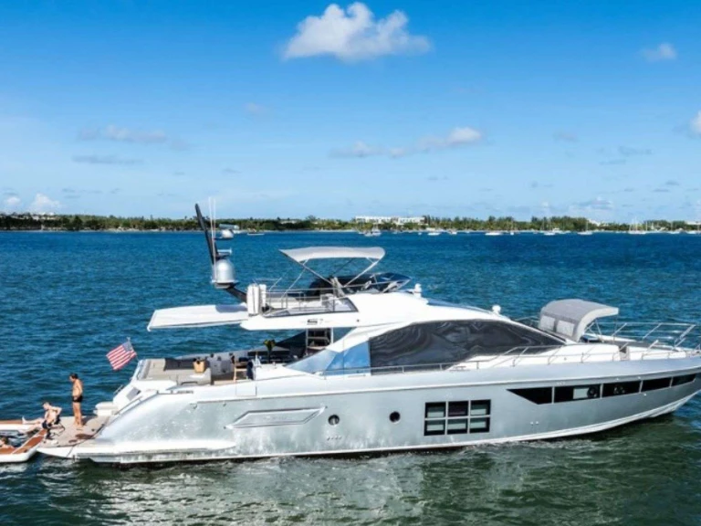 Rent a Azimut Water You Doing Miami