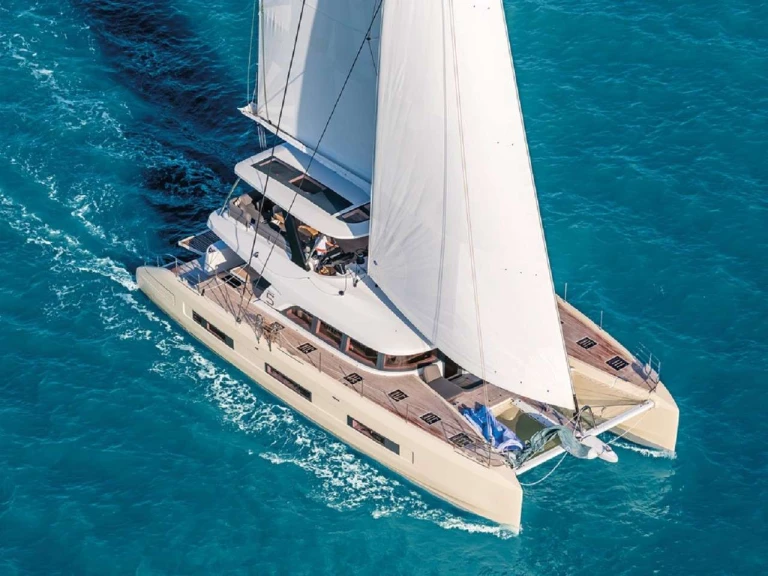 Yacht charter British Virgin Islands (BVI) cheap REVE BLEU