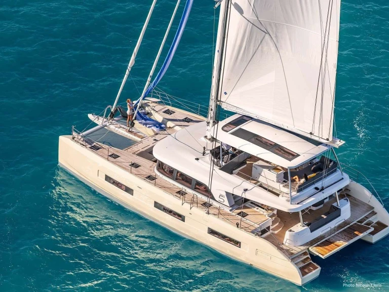 Luxury Yacht rental in British Virgin Islands (BVI) - Lagoon REVE BLEU