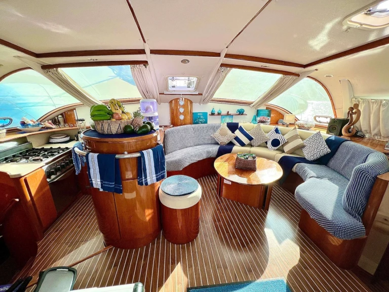 PRIVILEGE ALLIAURA MARINE GROUP ISOLABLUE in Caribbean on SamBoat