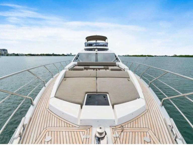 Bareboat Rental Luxury Yacht Azimut with a boat licence