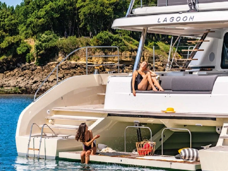 Luxury Yacht rental in British Virgin Islands (BVI) - Lagoon REVE BLEU