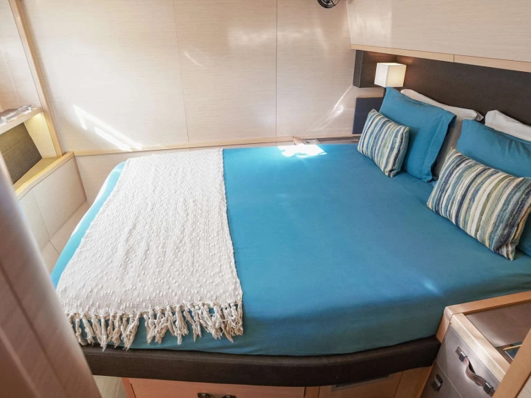 Yacht charter Road Town cheap SEAHOME