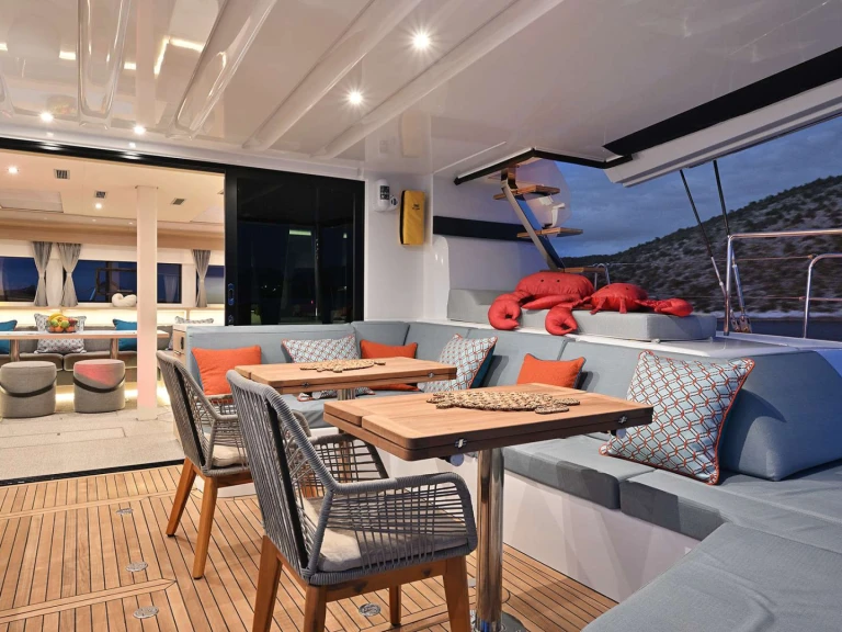 Luxury Yacht rental in Greece - Lagoon Utopia