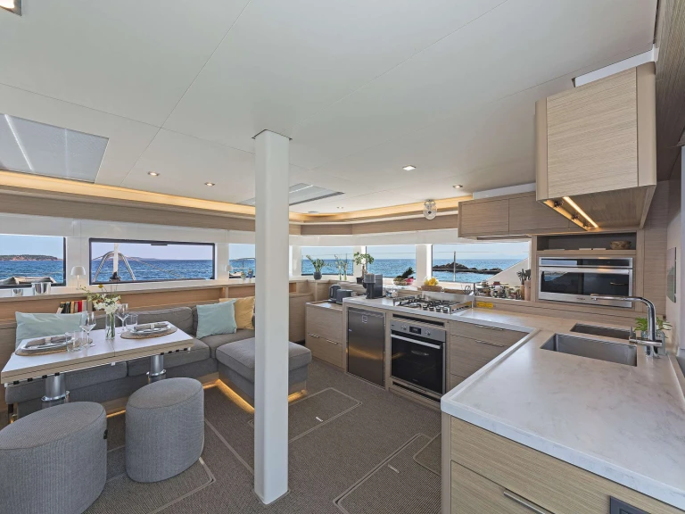 Bareboat Rental Luxury Yacht Lagoon with a boat licence