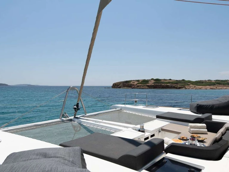 Luxury Yacht rental in Greece - Lagoon ROYAL FLUSH