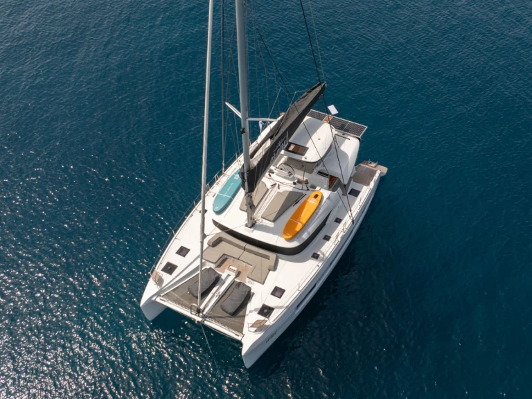 Bareboat Rental Luxury Yacht Lagoon with a boat licence