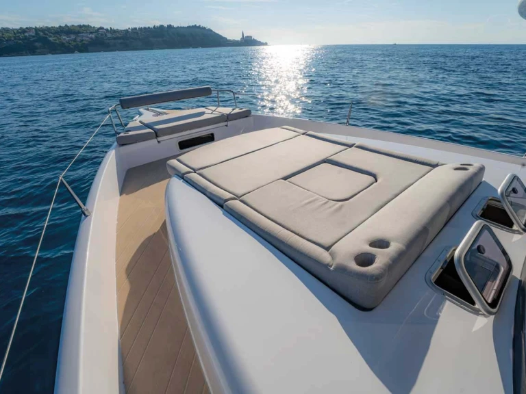 Luxury Yacht rental in Biograd na Moru - Jeanneau Sea Loft 480