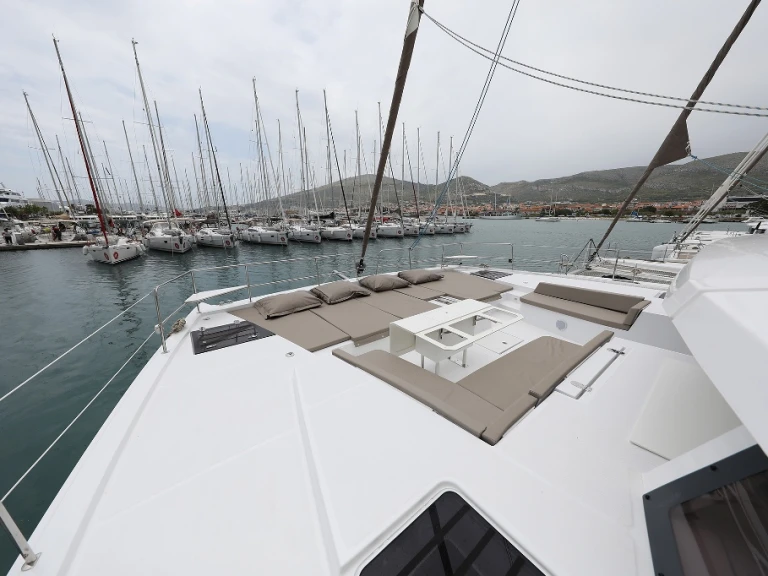 Bareboat Rental Catamaran Bali with a boat licence