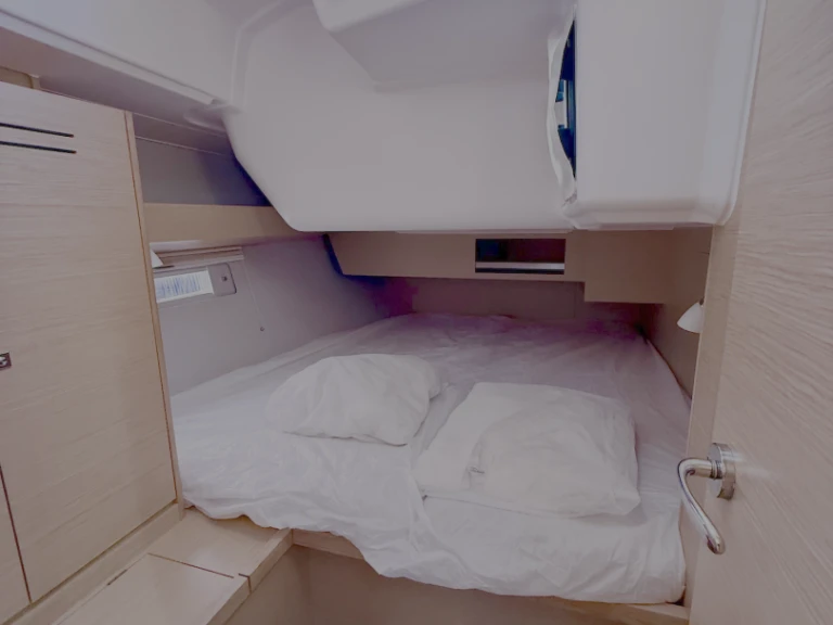 Dufour Dufour 430 Grand Large charter bareboat or captained in  Marseille