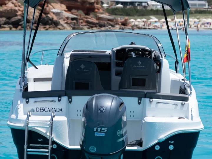 Bareboat Rental Motorboat Jeanneau with a boat licence