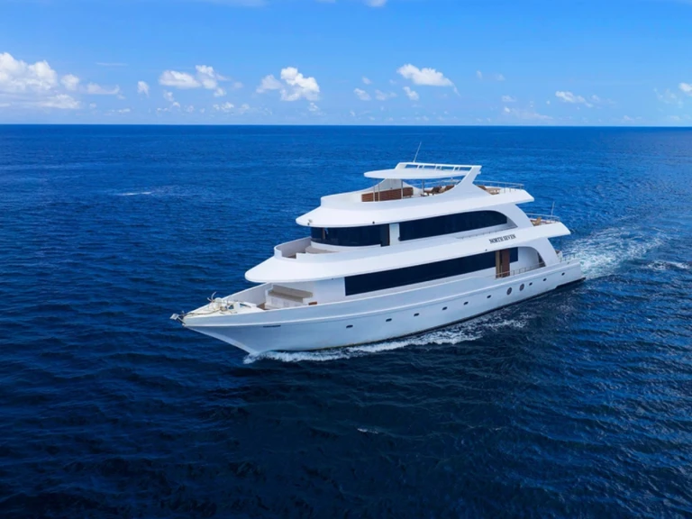 Boat rental Custom Made custom in Malé on Samboat