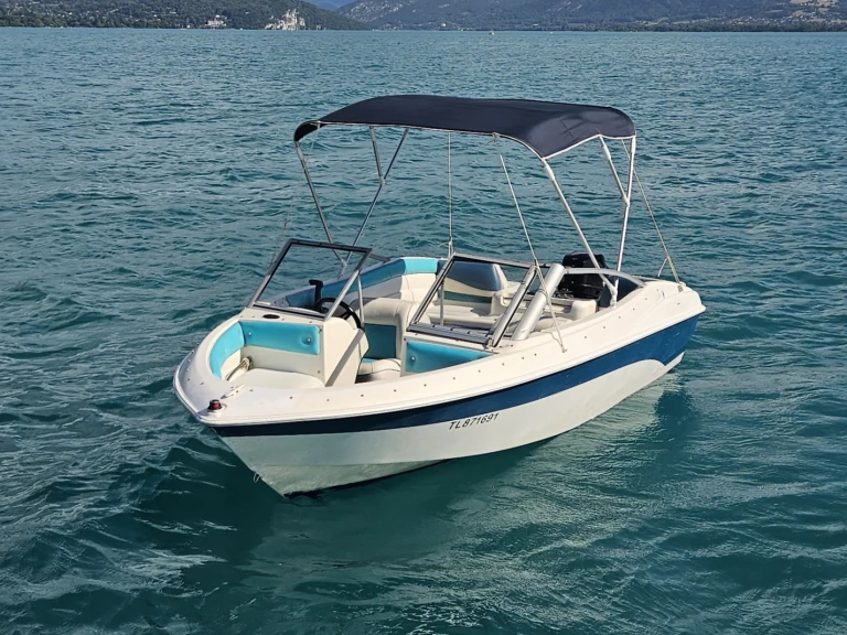 Boat rental Larson 160 in Annecy on Samboat