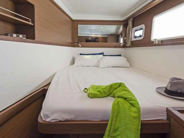 Bareboat Rental Catamaran Lagoon with a boat licence