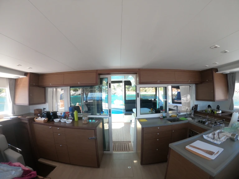 Lagoon Lagoon 450 F charter bareboat or captained in  Lefkáda