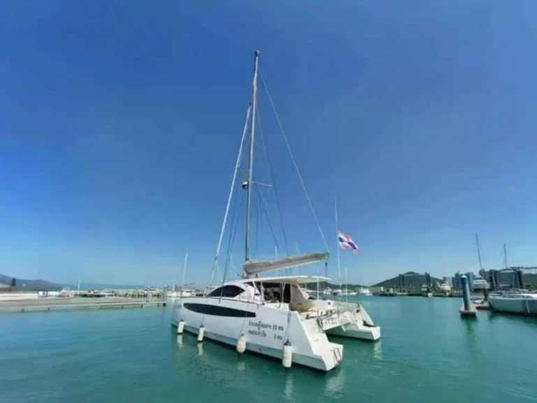 Catamaran rental in Mai Khao - Comar Comet 37