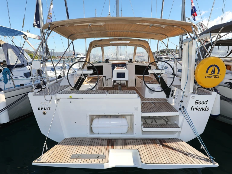 Sailboat rental in Trogir - Dufour Dufour 430 Grand Large
