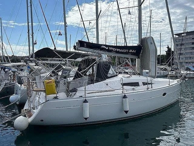 Bareboat Rental Sailboat Elan with a boat licence