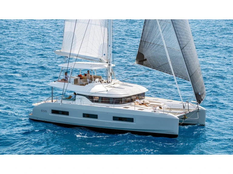 Rent a Lagoon Lagoon 55 Millenium Split