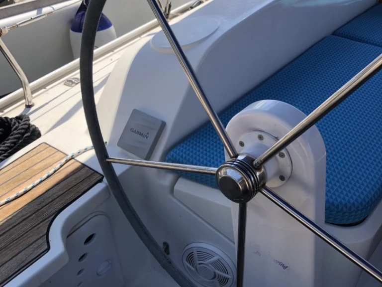 Sailboat rental in Punat - Bavaria Cruiser 46