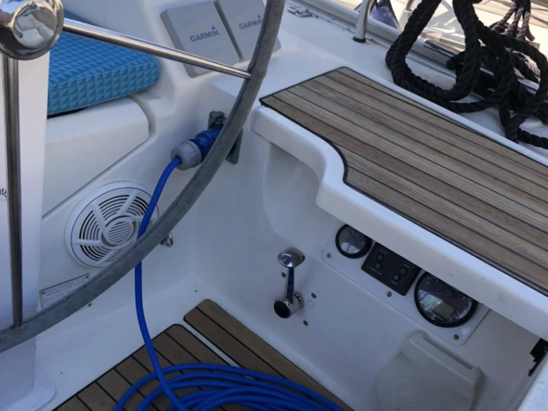 Boat rental Bavaria Cruiser 46 in Punat on Samboat
