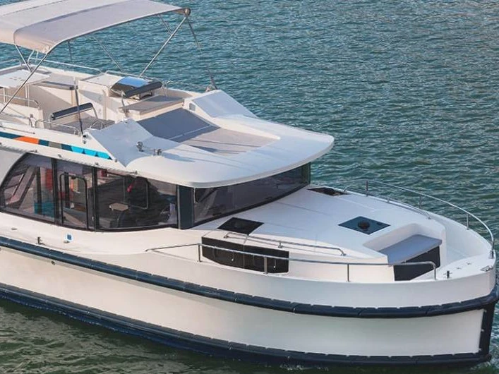 Boat rental Le Boat Horizon 2 in Decize on Samboat