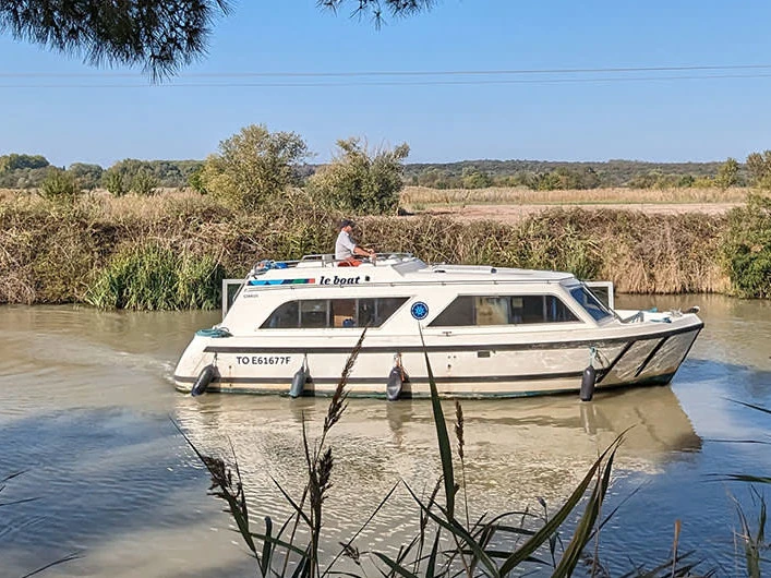 Rent a Le Boat Cirrus A Decize