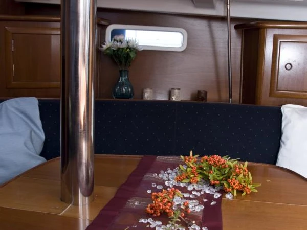 Bénéteau Beneteau 331 Master in Gouvia on SamBoat