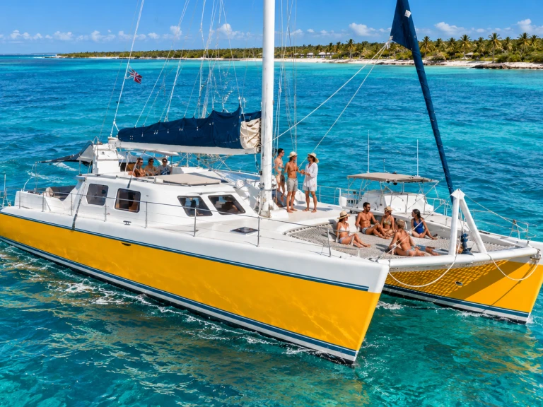 Catamaran rental in Riviera Maya - Custom Made custom