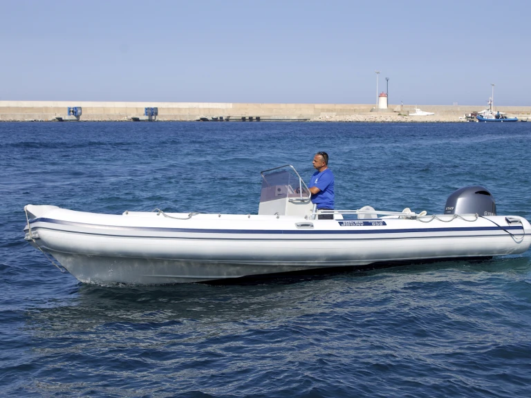 Boat rental Joker Boat Coaster 650 in Arbatax on Samboat