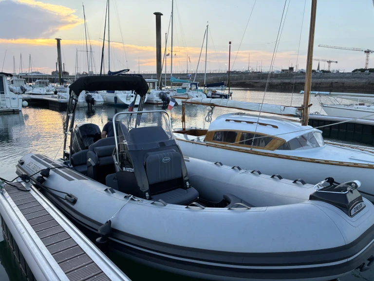 Rent a 3D Tender 3D Tender 589 Saint-Malo