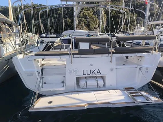Sailboat rental in Adaköy - Dufour Dufour 41
