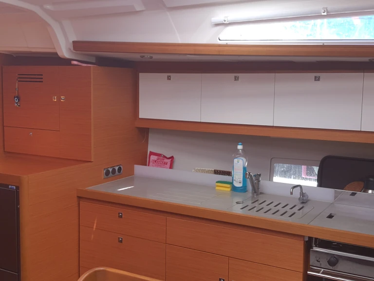 Rent a Dufour Dufour 430 Grand Large Adaköy