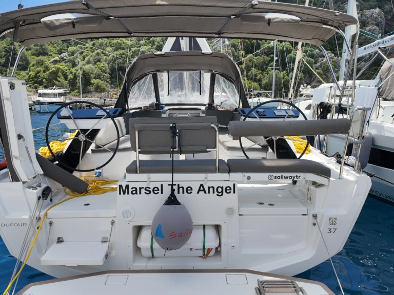 Sailboat for rent Adaköy at the best price
