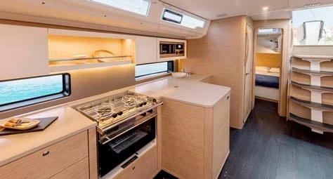 Dufour Dufour 44 in Adaköy on SamBoat