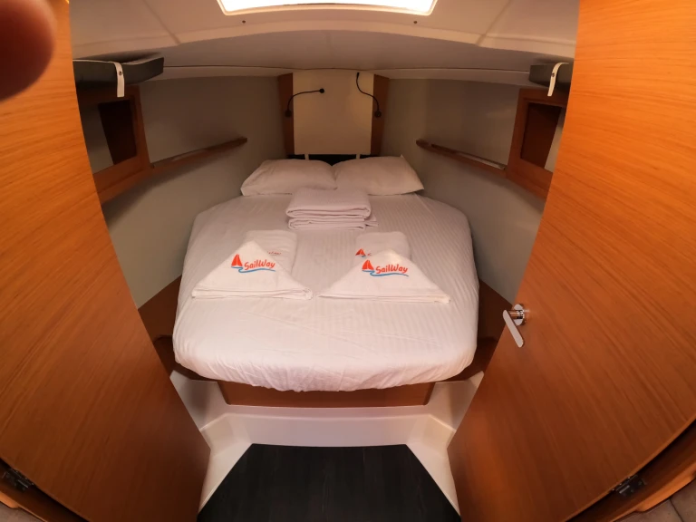 Boat rental Dufour Dufour 37/3.cabin in Adaköy on Samboat