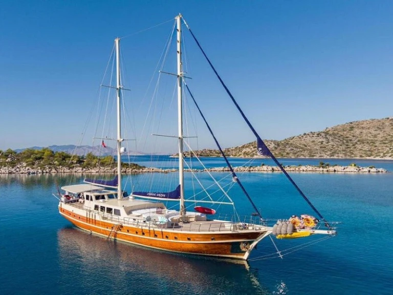 Sailboat for rent Bozburun at the best price