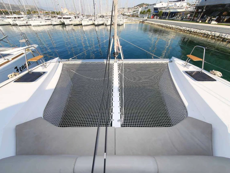 Yacht charter Zadar cheap Nautitech 40