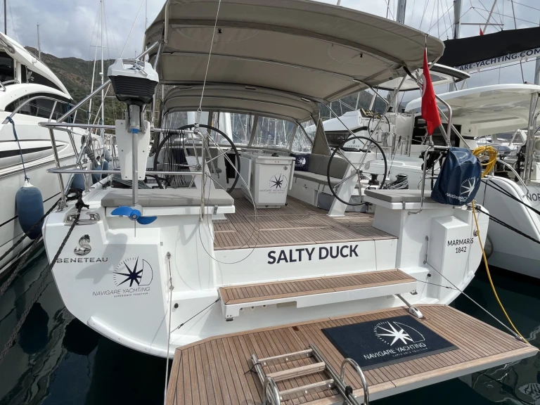 Boat rental Bénéteau Oceanis 46.1 in Marmaris on Samboat
