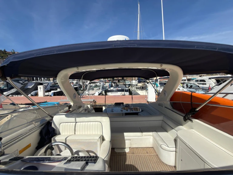 Airon 388 in Cannes on SamBoat