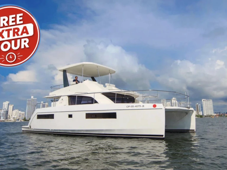Bareboat Rental Motorboat Leopard with a boat licence