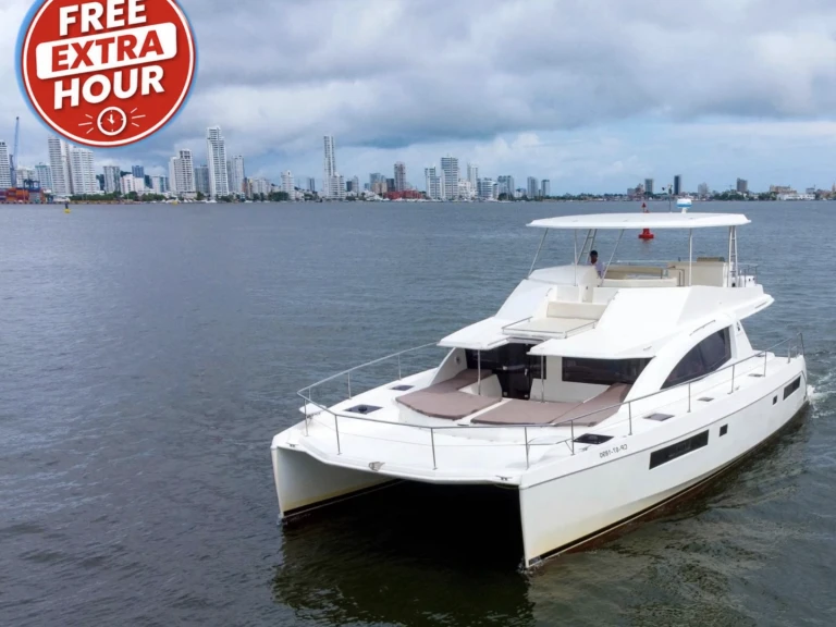 Motorboat rental with or without captain Leopard Cartagena